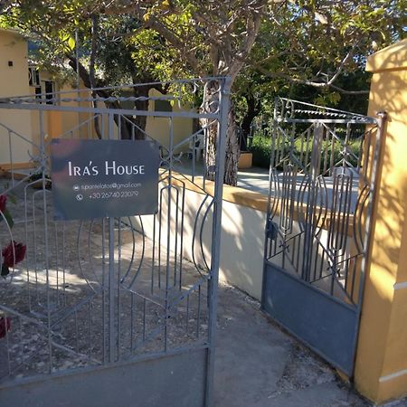 Ira'S House Villa ซามี ภายนอก รูปภาพ